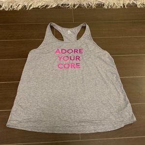 Women’s Medium Gray GapFit Breathe Tank Top